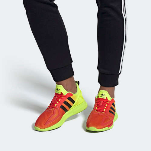 Original Adidas FW0473 ZX 2K Flux - UK11 (Retail R1599)