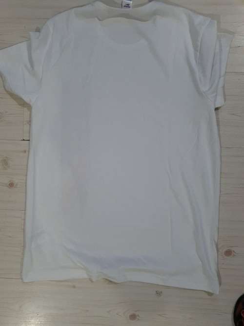Original Reebok EW8624 CL Vertical Tee - Large (Retail R599)