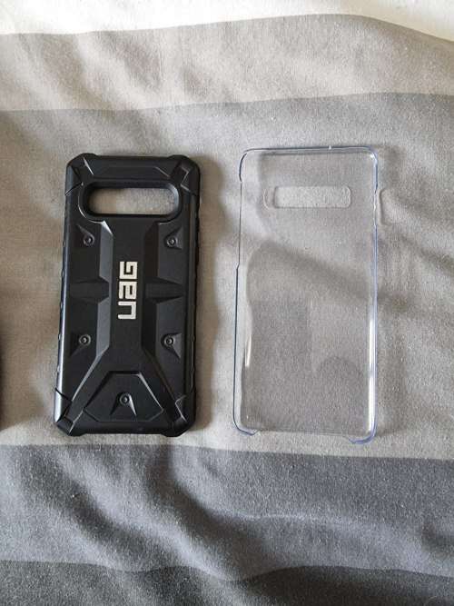 Samsung Galaxy S10 128GB - 8GB Ram + UAG cover - Black - Boxed 9.5 out 0f 10