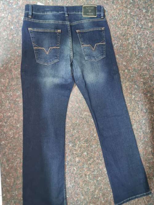 Original Guess Jeans - Mens Slim Boot Jeans Size : W30L32 (Retail R1299)