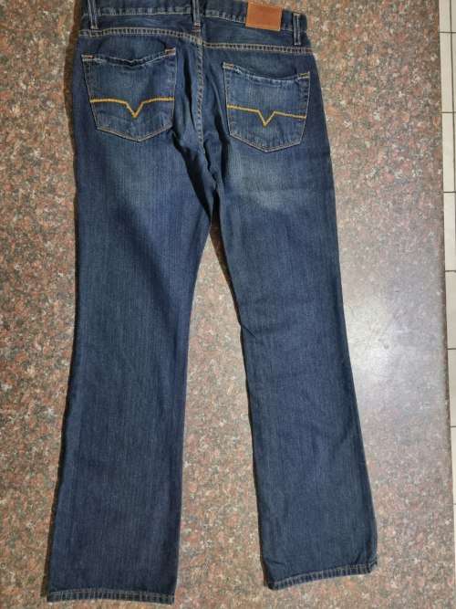 Original Guess Jeans - Mens Rocker Slim Boot Jeans Size : W31L32 (Retail R1299)