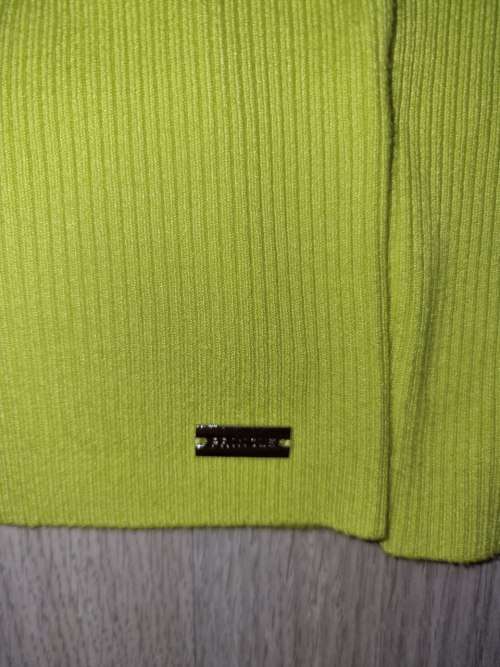 100% Original PRINGLE OF SCOTLAND Jersey - Size Small RETAIL R1699