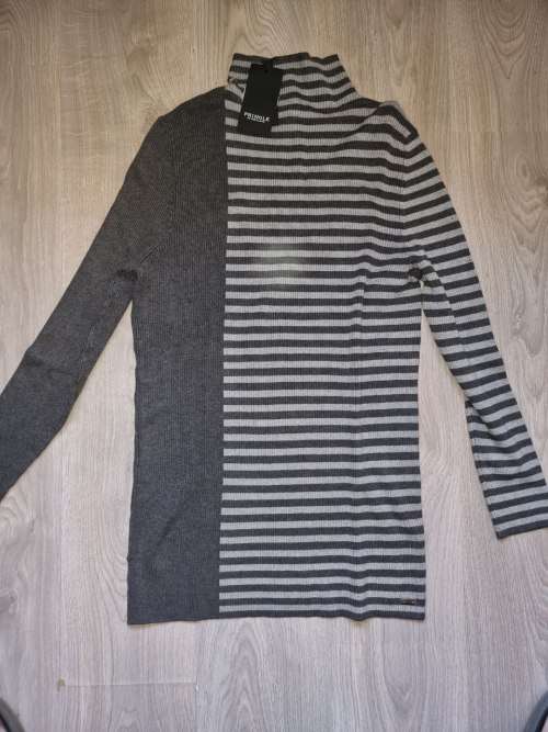 100% Original PRINGLE OF SCOTLAND Jersey - Size Medium RETAIL R1699