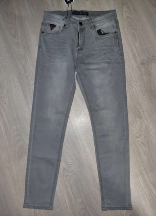 Guess Jeans - Men`s Skinny Jeans Size : W34L32 (Retail R1299)