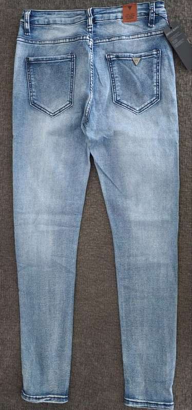 X-Mas Special R1!!! Guess Ladies Jeans - SA Size 38 (Guess Size 32) RETAIL R1299 (Power Skinny)