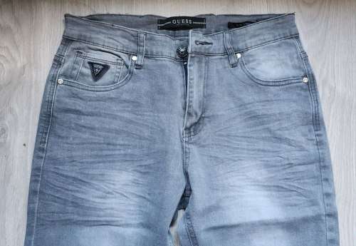 Guess Jeans - Men`s Skinny Jeans (Slim Tapered) Size : W32L32 (Retail R1499)