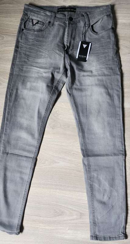 Guess Jeans - Men`s Skinny Jeans (Power SKinny Low Rise) Size : W32L32 (Retail R1499)