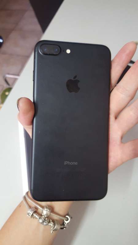 Apple iPhone 7 Plus 32GB - black
