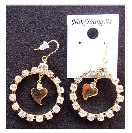 LOVLEY CUBICS THE HEART IN THE RING EARRINGS FROM SOUTH KOREA