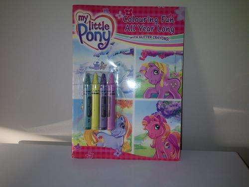 My Little Pony - Colouring Fun All Year Long (with Glitter Crayons!)