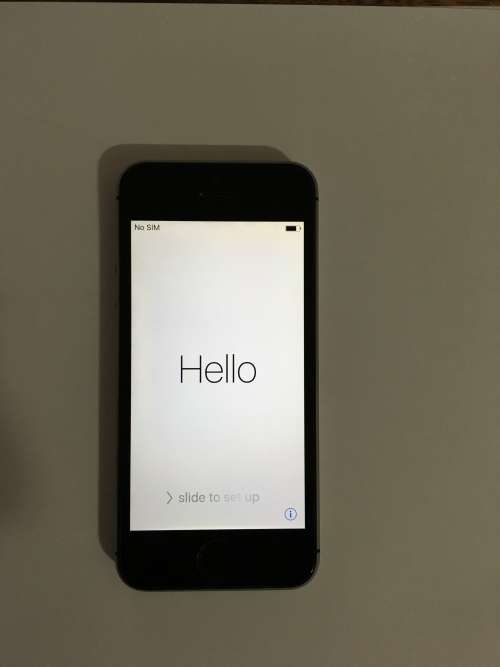 Apple iPhone 5s 64Gb Space grey