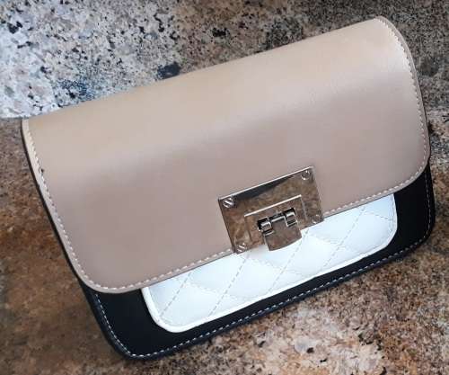 Women's Handbag (Tan)