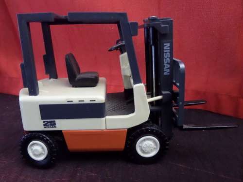 Yonezawa Nissan Forklift made in Japan