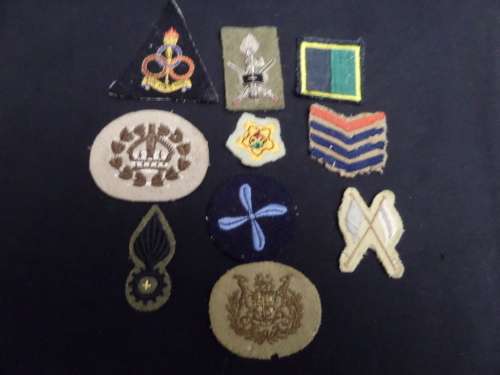 10 x South Africa Armed Forces and other Cloth Badges(bid for the lot)