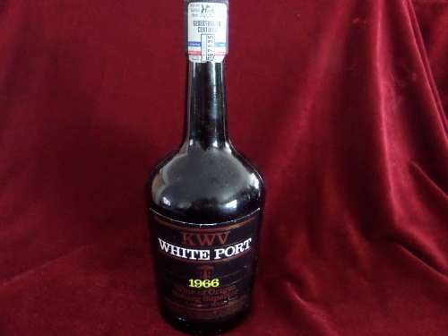 1966 KWV White Port 750ml
