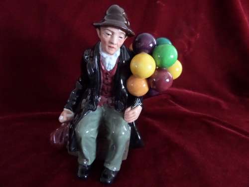 Royal Doulton  figurine - 1939 The Balloon Man 18 cm