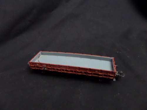 Marklin Low-Sided Trailer (no box) slight damage small crack on trailers base