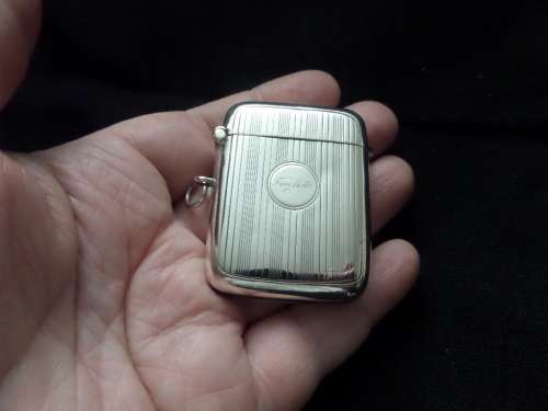 Birmingham Hallmarked Silver 1915-1916 Vesta Case 35.2 grams