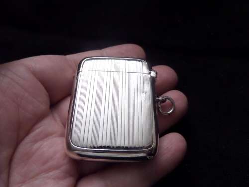 Birmingham Hallmarked Silver 1915-1916 Vesta Case 35.2 grams