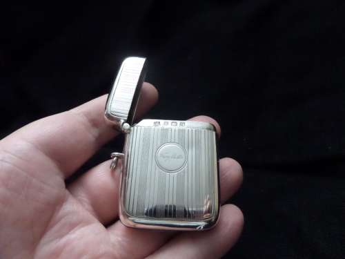 Birmingham Hallmarked Silver 1915-1916 Vesta Case 35.2 grams