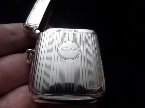 Birmingham Hallmarked Silver 1915-1916 Vesta Case 35.2 grams