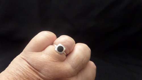 925 Silver Ring with Black Stone Dim 18mm 2.2 grams