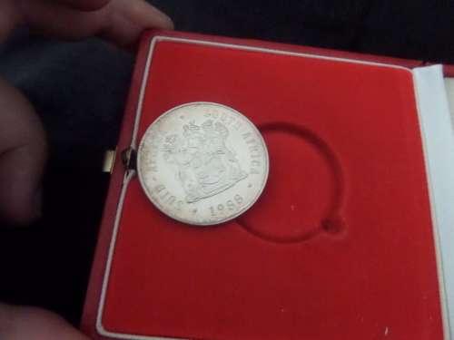1988 South Africa  Groot Trek1838-1988 One Rand Coin