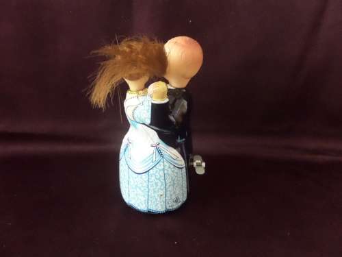 Japan Tin Wind up Boy and Girl Dancing (Still working) 13 cm