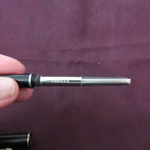 Parker Fountain Pen (The Parker Pen Co. Ltd London England ) Please Note the Nip is split