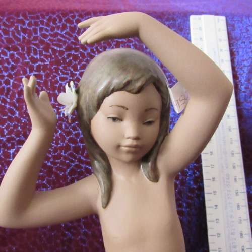 Lladro Figurine Hawaiian Girl  made in Spain 25 cm Daisa 1998