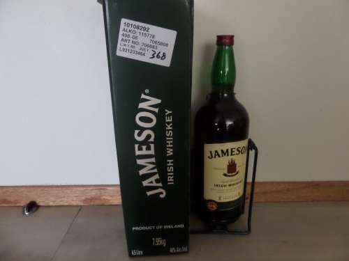 Huge Jameson 4,5 Litre Irish Whiskey with Cradle Boxed and Sealed