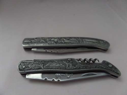 2 x Laguiole Pocket Knifes in Excellent condition