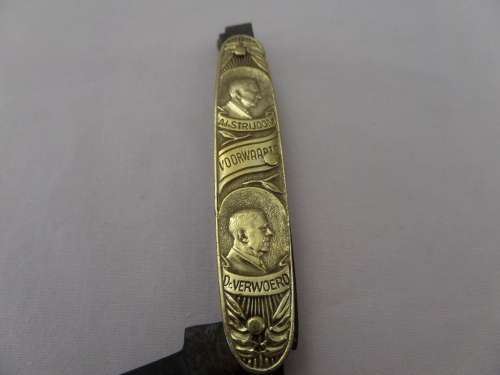 Pocket Knife  Dr Malan - Suid Afrika 1910-1960 Gen Hertzog - Avd Strijdom - Dr Verwoed  - Damaged