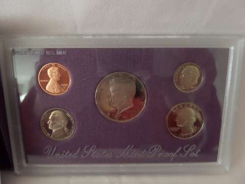 1990 United States of America Proof Set with Certificate
