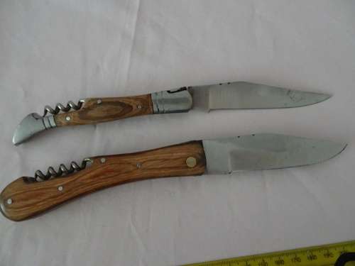 2 x Laguiole Pocket Knives in good condition