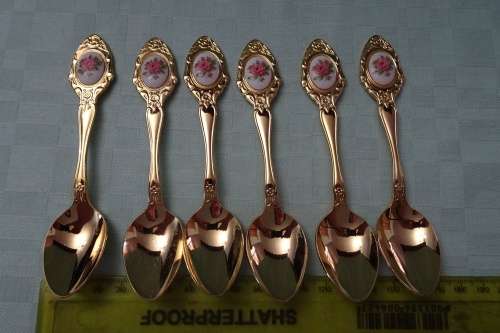 Set of 6 Eetrite 24 Carat Gold Plate Tea Spoons in Excellent Condition