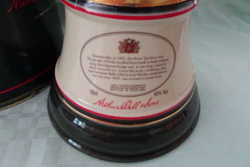 Bells Old Scotch Whisky - 750ml Christmas 1989 -Perth Scotland - Winter 1895  - Sealed and Full