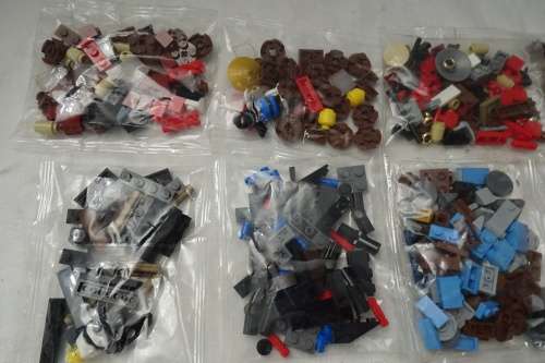 Lot of 11 Mini Lego Bags not opened bid for the lot