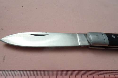 Interesting Pocket Knife with Anchor Motive in Excellent Condition