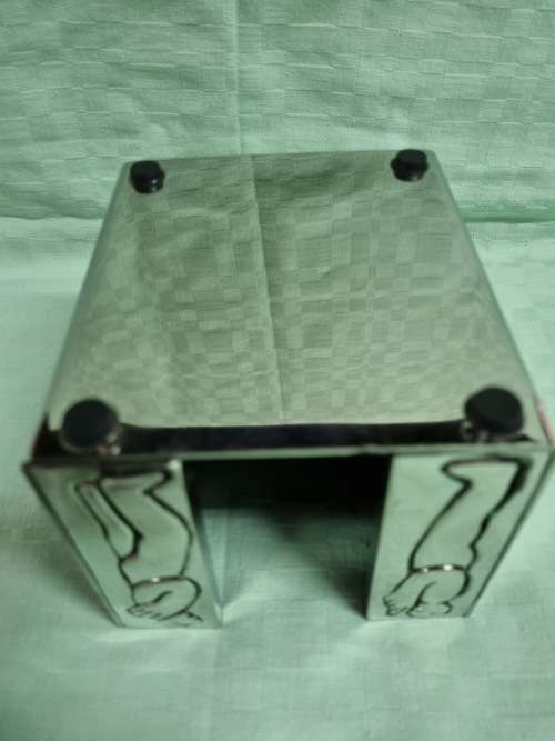Carrol Boyes  Stainless Note Paper Holder in Excellent Condition  - 11 x 11 x 10 cm