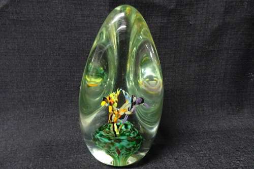 Beautiful Liz Lacey Redhot Glass Studio Handblown Pointed Glass Paperweight 2016