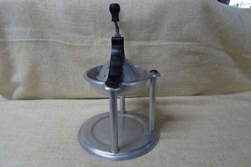 Rare Vintage Orange Juicer Hand Crank Rotating Aluminum - Three leg Stand. Unbranded