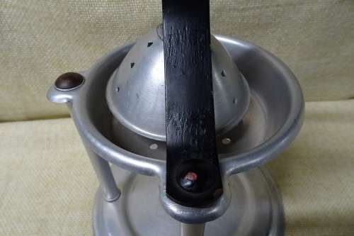 Rare Vintage Orange Juicer Hand Crank Rotating Aluminum - Three leg Stand. Unbranded