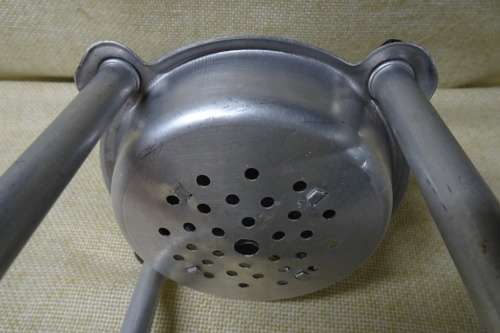 Rare Vintage Orange Juicer Hand Crank Rotating Aluminum - Three leg Stand. Unbranded