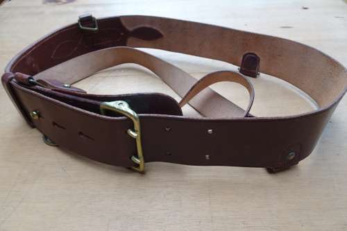 Stunning Vintage South African Defence Force Officers Sam Browne Belt and Cross-Strap Stamped 1941