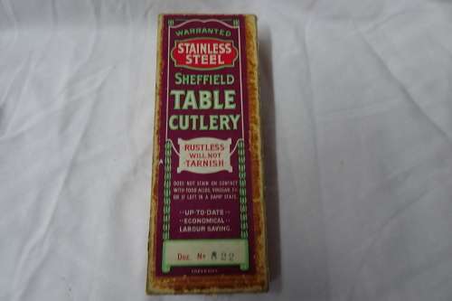 Vintage Set of Six Sheffield Table Cutlery Stainless Steel Knives in Original Box. No. 822