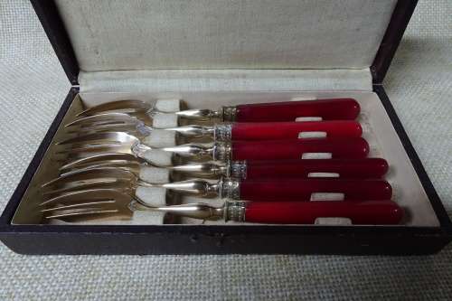 Unusual Vintage Set of Six Dessert Forks Brass With Red Handles in Original Box.