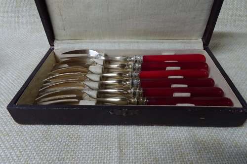 Unusual Vintage Set of Six Dessert Forks Brass With Red Handles in Original Box.
