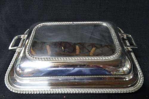 Stunning Alexe Clark Company Wellbeck Plated Silver Entree Dish With Lid and Handles
