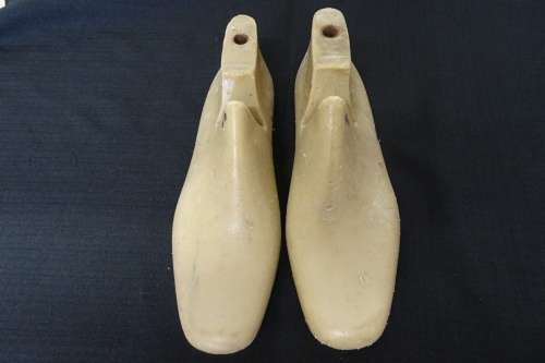 Vintage Pair of Size 7 Dress Shoe Lasts Made of Molded Plastic.